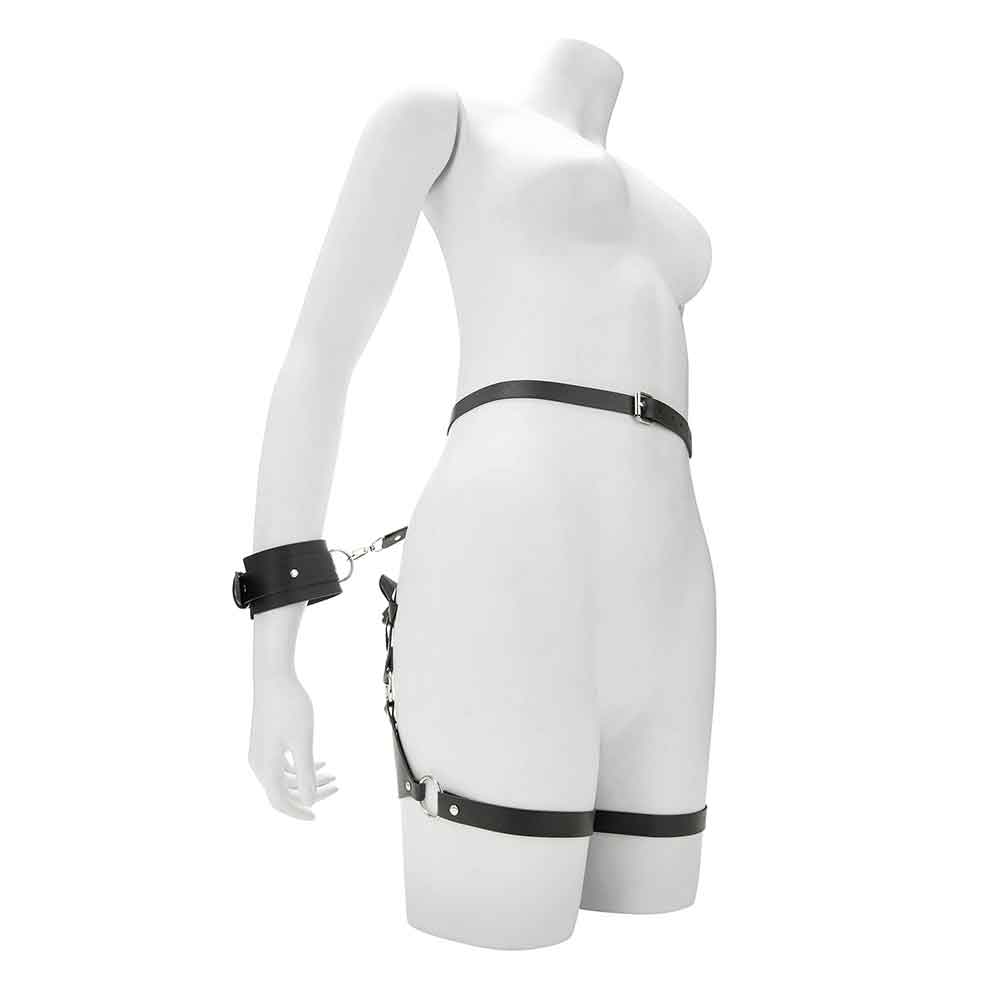 S&M Essentials(美國) Garter Belts With Cuffs 束縛套裝 附袖口吊襪帶 - 18funstore