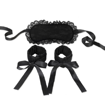 S&M Essentials(美國) Lace Cuffs And Mask Set 蕾絲手銬和眼罩