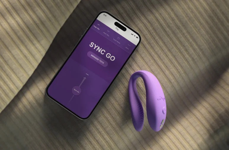 淺紫色We-Vibe Sync Go情侶共用震動器，雙人可用，設計緊湊適合親密時刻使用
