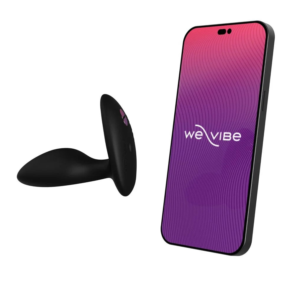 黑色We-Vibe Ditto+遙距後庭震動器，展示其緊湊設計和控制按鈕，適合成人娛樂使用