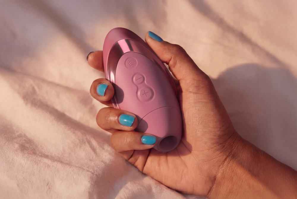 Womanizer
Next Liberty 3D陰蒂吸啜器 - 酒紅色
