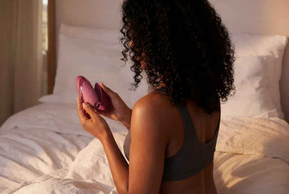 Womanizer
Next Liberty 3D陰蒂吸啜器 - 酒紅色