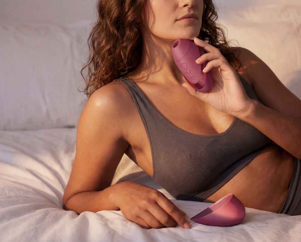 Womanizer
Next Liberty 3D陰蒂吸啜器 - 酒紅色