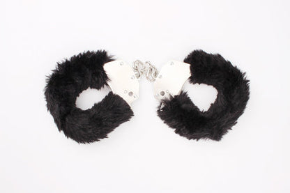 CHISA - Fur-lined Handcuffs 毛毛鐵手扣